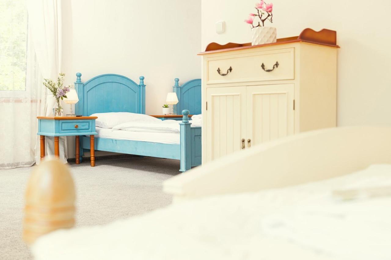 Hotel Ostende Chocerady
